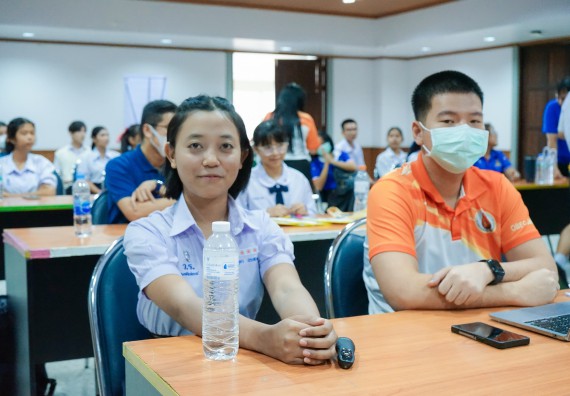 ภาพกิจกรรม  คณะวิทยาศาสตร์และเทคโนโลยี มหาวิทยาลัยราชภัฏกําแพงเพชร จัดการแข่งขันการพูดทางวิทยาศาสตร์ ระดับประถมศึกษา ระดับมัธยมศึกษาตอนต้น ระดับมัธยมศึกษาตอนปลาย ในงานสัปดาห์วิทยาศาสตร์แห่งชาติ ส่วนภูมิภาค ประจำปี 2568