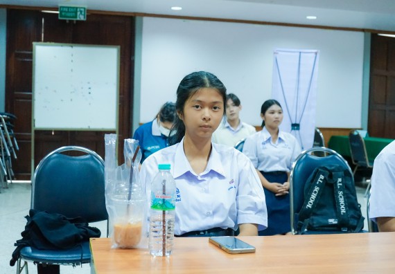 ภาพกิจกรรม  คณะวิทยาศาสตร์และเทคโนโลยี มหาวิทยาลัยราชภัฏกําแพงเพชร จัดการแข่งขันการพูดทางวิทยาศาสตร์ ระดับประถมศึกษา ระดับมัธยมศึกษาตอนต้น ระดับมัธยมศึกษาตอนปลาย ในงานสัปดาห์วิทยาศาสตร์แห่งชาติ ส่วนภูมิภาค ประจำปี 2568