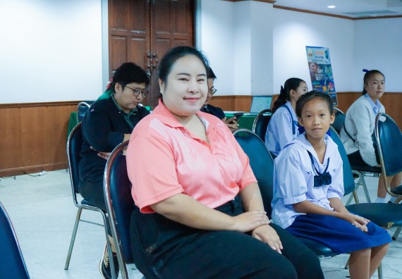 ภาพกิจกรรม  คณะวิทยาศาสตร์และเทคโนโลยี มหาวิทยาลัยราชภัฏกําแพงเพชร จัดการแข่งขันการพูดทางวิทยาศาสตร์ ระดับประถมศึกษา ระดับมัธยมศึกษาตอนต้น ระดับมัธยมศึกษาตอนปลาย ในงานสัปดาห์วิทยาศาสตร์แห่งชาติ ส่วนภูมิภาค ประจำปี 2568