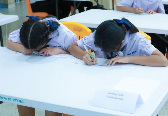 ภาพกิจกรรม  คณะวิทยาศาสตร์และเทคโนโลยี มหาวิทยาลัยราชภัฏกําแพงเพชร จัดการแข่งขันตอบปัญหาวิทยาศาสตร์ ระดับประถมศึกษาตอนปลาย ระดับมัธยมศึกษาตอนต้น ระดับมัธยมศึกษาตอนปลาย ในงานสัปดาห์วิทยาศาสตร์แห่งชาติ ส่วนภูมิภาค ประจำปี 2568