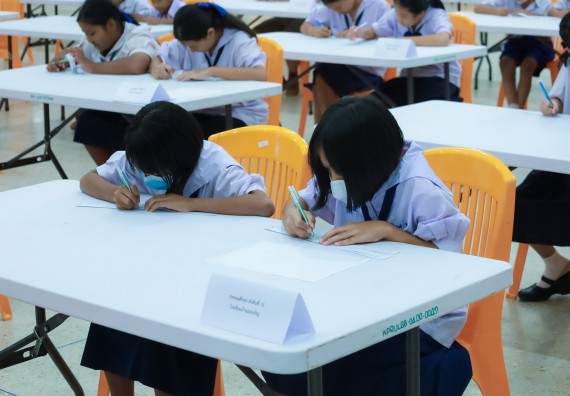 ภาพกิจกรรม  คณะวิทยาศาสตร์และเทคโนโลยี มหาวิทยาลัยราชภัฏกําแพงเพชร จัดการแข่งขันตอบปัญหาวิทยาศาสตร์ ระดับประถมศึกษาตอนปลาย ระดับมัธยมศึกษาตอนต้น ระดับมัธยมศึกษาตอนปลาย ในงานสัปดาห์วิทยาศาสตร์แห่งชาติ ส่วนภูมิภาค ประจำปี 2568