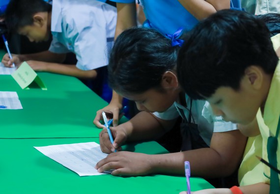 ภาพกิจกรรม  คณะวิทยาศาสตร์และเทคโนโลยี มหาวิทยาลัยราชภัฏกําแพงเพชร จัดการแข่งขันตอบปัญหาวิทยาศาสตร์ ระดับประถมศึกษาตอนปลาย ระดับมัธยมศึกษาตอนต้น ระดับมัธยมศึกษาตอนปลาย ในงานสัปดาห์วิทยาศาสตร์แห่งชาติ ส่วนภูมิภาค ประจำปี 2568