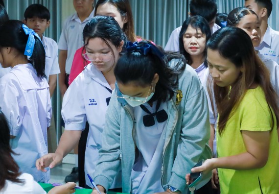 ภาพกิจกรรม  คณะวิทยาศาสตร์และเทคโนโลยี มหาวิทยาลัยราชภัฏกําแพงเพชร จัดการแข่งขันตอบปัญหาวิทยาศาสตร์ ระดับประถมศึกษาตอนปลาย ระดับมัธยมศึกษาตอนต้น ระดับมัธยมศึกษาตอนปลาย ในงานสัปดาห์วิทยาศาสตร์แห่งชาติ ส่วนภูมิภาค ประจำปี 2568