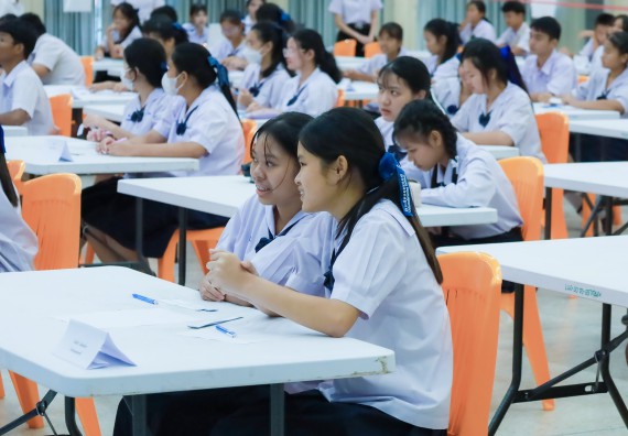 ภาพกิจกรรม  คณะวิทยาศาสตร์และเทคโนโลยี มหาวิทยาลัยราชภัฏกําแพงเพชร จัดการแข่งขันตอบปัญหาวิทยาศาสตร์ ระดับประถมศึกษาตอนปลาย ระดับมัธยมศึกษาตอนต้น ระดับมัธยมศึกษาตอนปลาย ในงานสัปดาห์วิทยาศาสตร์แห่งชาติ ส่วนภูมิภาค ประจำปี 2568