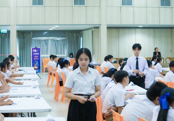 ภาพกิจกรรม  คณะวิทยาศาสตร์และเทคโนโลยี มหาวิทยาลัยราชภัฏกําแพงเพชร จัดการแข่งขันตอบปัญหาวิทยาศาสตร์ ระดับประถมศึกษาตอนปลาย ระดับมัธยมศึกษาตอนต้น ระดับมัธยมศึกษาตอนปลาย ในงานสัปดาห์วิทยาศาสตร์แห่งชาติ ส่วนภูมิภาค ประจำปี 2568