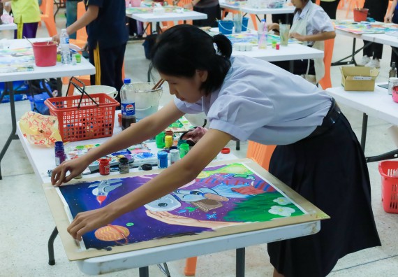 ภาพกิจกรรม  คณะวิทยาศาสตร์และเทคโนโลยี มหาวิทยาลัยราชภัฏกําแพงเพชร จัดการประกวดภาพวาดจินตนาการทางวิทยาศาสตร์ ระดับประถมศึกษาตอนปลาย ระดับมัธยมศึกษาตอนต้น ระดับมัธยมศึกษาตอนปลาย ในงานสัปดาห์วิทยาศาสตร์แห่งชาติ ส่วนภูมิภาค ประจำปี 2568