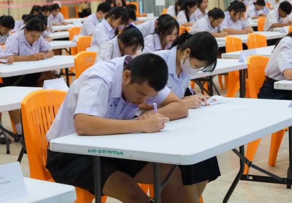 ภาพกิจกรรม  คณะวิทยาศาสตร์และเทคโนโลยี มหาวิทยาลัยราชภัฏกําแพงเพชร จัดการแข่งขันตอบปัญหาวิทยาศาสตร์ ระดับประถมศึกษาตอนปลาย ระดับมัธยมศึกษาตอนต้น ระดับมัธยมศึกษาตอนปลาย ในงานสัปดาห์วิทยาศาสตร์แห่งชาติ ส่วนภูมิภาค ประจำปี 2568