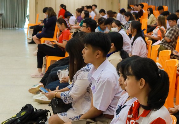 ภาพกิจกรรม  คณะวิทยาศาสตร์และเทคโนโลยี มหาวิทยาลัยราชภัฏกําแพงเพชร จัดการแข่งขันตอบปัญหาวิทยาศาสตร์ ระดับประถมศึกษาตอนปลาย ระดับมัธยมศึกษาตอนต้น ระดับมัธยมศึกษาตอนปลาย ในงานสัปดาห์วิทยาศาสตร์แห่งชาติ ส่วนภูมิภาค ประจำปี 2568