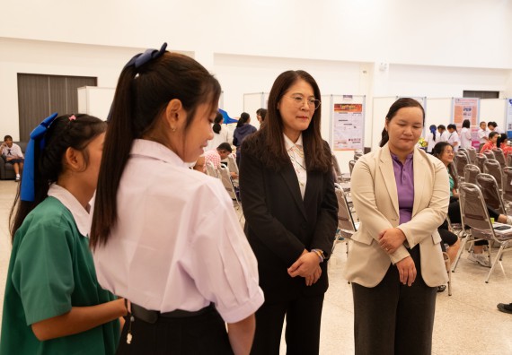 ภาพกิจกรรม  หลักสูตรสาขาวิชาคณิตศาสตร์ประยุกต์ คณะวิทยาศาสตร์และเทคโนโลยี มหาวิทยาลัยราชภัฏกำแพงเพชร จะดำเนินการจัดกิจกรรมนิทรรศการแสดงผลงานและสัมมนาโครงงานทางคณิตศาสตร์