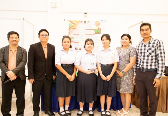 ภาพกิจกรรม  หลักสูตรสาขาวิชาคณิตศาสตร์ประยุกต์ คณะวิทยาศาสตร์และเทคโนโลยี มหาวิทยาลัยราชภัฏกำแพงเพชร จะดำเนินการจัดกิจกรรมนิทรรศการแสดงผลงานและสัมมนาโครงงานทางคณิตศาสตร์