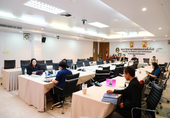 ภาพกิจกรรม  หลักสูตรวิทยาศาสตรบัณฑิต สาขาวิชาสาธารณสุขศาสตร์ คณะวิทยาศาสตร์และเทคโนโลยี จัดกิจกรรมตรวจประเมินคุณภาพภายในตามเกณฑ์ AUN-QA หลักสูตรสาขาวิชาสาธารณสุขศาสตร์