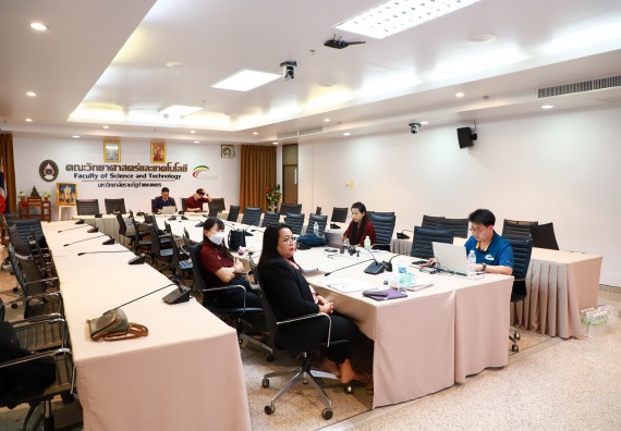 ภาพกิจกรรม  หลักสูตรวิทยาศาสตรบัณฑิต สาขาวิชาสาธารณสุขศาสตร์ คณะวิทยาศาสตร์และเทคโนโลยี จัดกิจกรรมตรวจประเมินคุณภาพภายในตามเกณฑ์ AUN-QA หลักสูตรสาขาวิชาสาธารณสุขศาสตร์