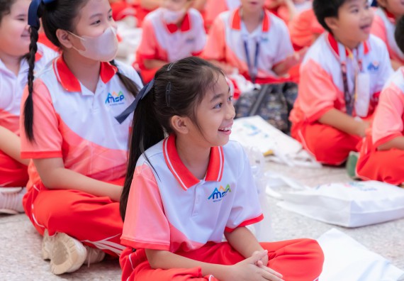 ภาพกิจกรรม  คณะวิทยาศาสตร์และเทคโนโลยี มหาวิทยาลัยราชภัฏกำแพงเพชร ร่วมกับโรงเรียนอนุบาลกำแพงเพชร จัดกิจกรรมสะเต็มศึกษา ตามโครงการฝึกทักษะเพื่อพัฒนาอุจฉริยะภาพวิทยาศาสตร์