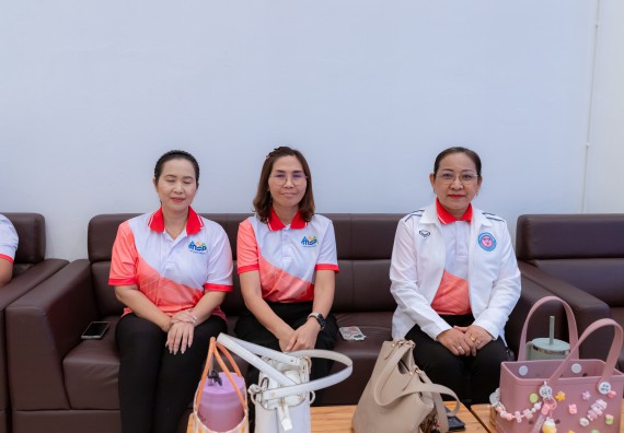 ภาพกิจกรรม  คณะวิทยาศาสตร์และเทคโนโลยี มหาวิทยาลัยราชภัฏกำแพงเพชร ร่วมกับโรงเรียนอนุบาลกำแพงเพชร จัดกิจกรรมสะเต็มศึกษา ตามโครงการฝึกทักษะเพื่อพัฒนาอุจฉริยะภาพวิทยาศาสตร์