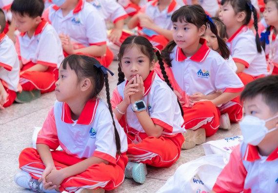 ภาพกิจกรรม  คณะวิทยาศาสตร์และเทคโนโลยี มหาวิทยาลัยราชภัฏกำแพงเพชร ร่วมกับโรงเรียนอนุบาลกำแพงเพชร จัดกิจกรรมสะเต็มศึกษา ตามโครงการฝึกทักษะเพื่อพัฒนาอุจฉริยะภาพวิทยาศาสตร์