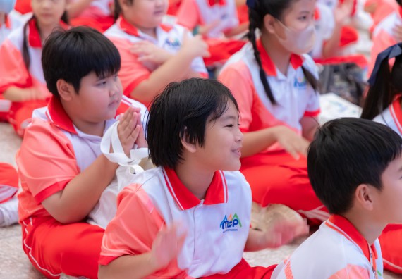 ภาพกิจกรรม  คณะวิทยาศาสตร์และเทคโนโลยี มหาวิทยาลัยราชภัฏกำแพงเพชร ร่วมกับโรงเรียนอนุบาลกำแพงเพชร จัดกิจกรรมสะเต็มศึกษา ตามโครงการฝึกทักษะเพื่อพัฒนาอุจฉริยะภาพวิทยาศาสตร์