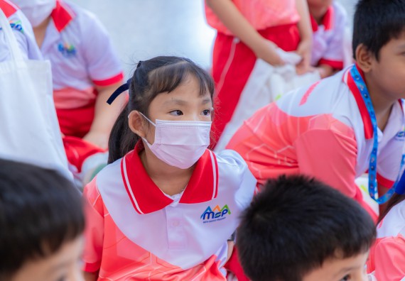 ภาพกิจกรรม  คณะวิทยาศาสตร์และเทคโนโลยี มหาวิทยาลัยราชภัฏกำแพงเพชร ร่วมกับโรงเรียนอนุบาลกำแพงเพชร จัดกิจกรรมสะเต็มศึกษา ตามโครงการฝึกทักษะเพื่อพัฒนาอุจฉริยะภาพวิทยาศาสตร์