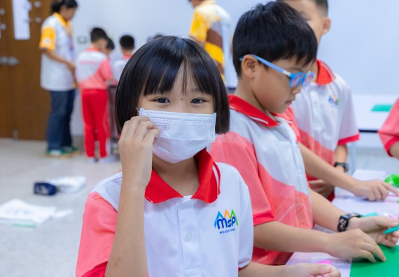 ภาพกิจกรรม  คณะวิทยาศาสตร์และเทคโนโลยี มหาวิทยาลัยราชภัฏกำแพงเพชร ร่วมกับโรงเรียนอนุบาลกำแพงเพชร จัดกิจกรรมสะเต็มศึกษา ตามโครงการฝึกทักษะเพื่อพัฒนาอุจฉริยะภาพวิทยาศาสตร์