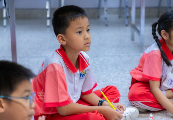 ภาพกิจกรรม  คณะวิทยาศาสตร์และเทคโนโลยี มหาวิทยาลัยราชภัฏกำแพงเพชร ร่วมกับโรงเรียนอนุบาลกำแพงเพชร จัดกิจกรรมสะเต็มศึกษา ตามโครงการฝึกทักษะเพื่อพัฒนาอุจฉริยะภาพวิทยาศาสตร์