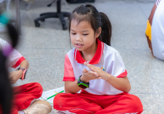 ภาพกิจกรรม  คณะวิทยาศาสตร์และเทคโนโลยี มหาวิทยาลัยราชภัฏกำแพงเพชร ร่วมกับโรงเรียนอนุบาลกำแพงเพชร จัดกิจกรรมสะเต็มศึกษา ตามโครงการฝึกทักษะเพื่อพัฒนาอุจฉริยะภาพวิทยาศาสตร์