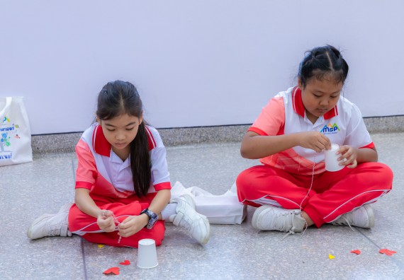 ภาพกิจกรรม  คณะวิทยาศาสตร์และเทคโนโลยี มหาวิทยาลัยราชภัฏกำแพงเพชร ร่วมกับโรงเรียนอนุบาลกำแพงเพชร จัดกิจกรรมสะเต็มศึกษา ตามโครงการฝึกทักษะเพื่อพัฒนาอุจฉริยะภาพวิทยาศาสตร์