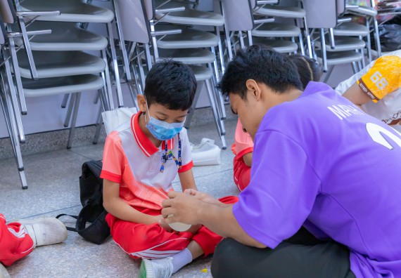 ภาพกิจกรรม  คณะวิทยาศาสตร์และเทคโนโลยี มหาวิทยาลัยราชภัฏกำแพงเพชร ร่วมกับโรงเรียนอนุบาลกำแพงเพชร จัดกิจกรรมสะเต็มศึกษา ตามโครงการฝึกทักษะเพื่อพัฒนาอุจฉริยะภาพวิทยาศาสตร์