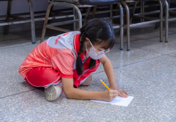 ภาพกิจกรรม  คณะวิทยาศาสตร์และเทคโนโลยี มหาวิทยาลัยราชภัฏกำแพงเพชร ร่วมกับโรงเรียนอนุบาลกำแพงเพชร จัดกิจกรรมสะเต็มศึกษา ตามโครงการฝึกทักษะเพื่อพัฒนาอุจฉริยะภาพวิทยาศาสตร์