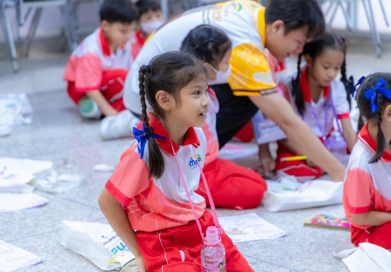 ภาพกิจกรรม  คณะวิทยาศาสตร์และเทคโนโลยี มหาวิทยาลัยราชภัฏกำแพงเพชร ร่วมกับโรงเรียนอนุบาลกำแพงเพชร จัดกิจกรรมสะเต็มศึกษา ตามโครงการฝึกทักษะเพื่อพัฒนาอุจฉริยะภาพวิทยาศาสตร์