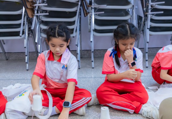 ภาพกิจกรรม  คณะวิทยาศาสตร์และเทคโนโลยี มหาวิทยาลัยราชภัฏกำแพงเพชร ร่วมกับโรงเรียนอนุบาลกำแพงเพชร จัดกิจกรรมสะเต็มศึกษา ตามโครงการฝึกทักษะเพื่อพัฒนาอุจฉริยะภาพวิทยาศาสตร์