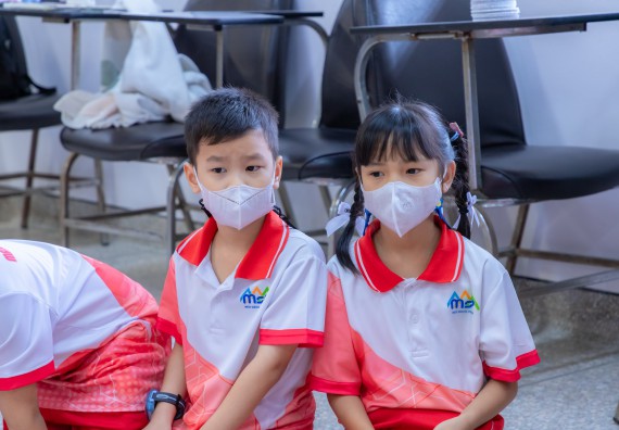 ภาพกิจกรรม  คณะวิทยาศาสตร์และเทคโนโลยี มหาวิทยาลัยราชภัฏกำแพงเพชร ร่วมกับโรงเรียนอนุบาลกำแพงเพชร จัดกิจกรรมสะเต็มศึกษา ตามโครงการฝึกทักษะเพื่อพัฒนาอุจฉริยะภาพวิทยาศาสตร์