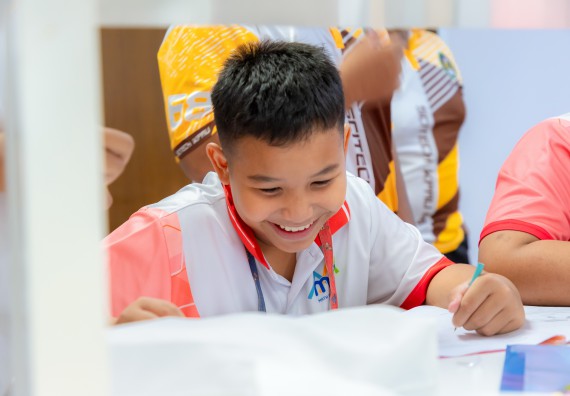 ภาพกิจกรรม คณะวิทยาศาสตร์และเทคโนโลยี มหาวิทยาลัยราชภัฏกำแพงเพชร ร่วมกับโรงเรียนอนุบาลกำแพงเพชร จัดกิจกรรมสะเต็มศึกษา ตามโครงการฝึกทักษะเพื่อพัฒนาอุจฉริยะภาพวิทยาศาสตร์