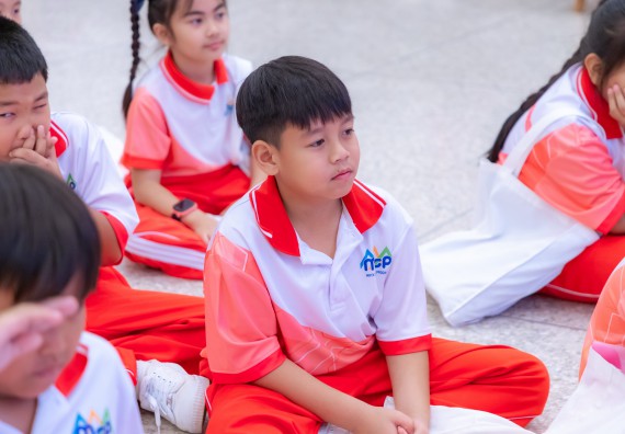 ภาพกิจกรรม คณะวิทยาศาสตร์และเทคโนโลยี มหาวิทยาลัยราชภัฏกำแพงเพชร ร่วมกับโรงเรียนอนุบาลกำแพงเพชร จัดกิจกรรมสะเต็มศึกษา ตามโครงการฝึกทักษะเพื่อพัฒนาอุจฉริยะภาพวิทยาศาสตร์