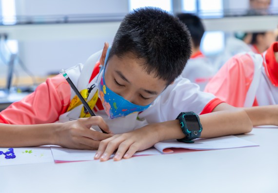 ภาพกิจกรรม คณะวิทยาศาสตร์และเทคโนโลยี มหาวิทยาลัยราชภัฏกำแพงเพชร ร่วมกับโรงเรียนอนุบาลกำแพงเพชร จัดกิจกรรมสะเต็มศึกษา ตามโครงการฝึกทักษะเพื่อพัฒนาอุจฉริยะภาพวิทยาศาสตร์