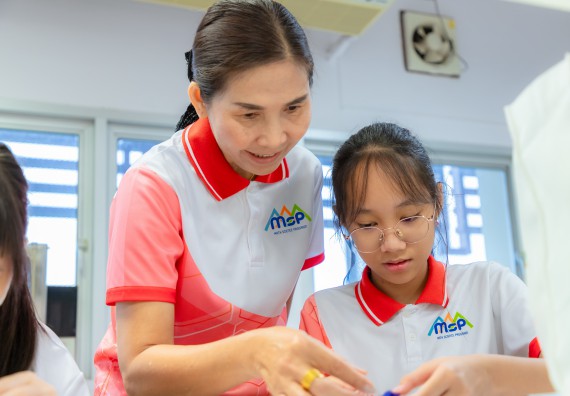 ภาพกิจกรรม คณะวิทยาศาสตร์และเทคโนโลยี มหาวิทยาลัยราชภัฏกำแพงเพชร ร่วมกับโรงเรียนอนุบาลกำแพงเพชร จัดกิจกรรมสะเต็มศึกษา ตามโครงการฝึกทักษะเพื่อพัฒนาอุจฉริยะภาพวิทยาศาสตร์