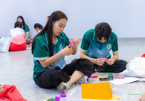 ภาพกิจกรรม คณะวิทยาศาสตร์และเทคโนโลยี มหาวิทยาลัยราชภัฏกำแพงเพชร ร่วมกับโรงเรียนอนุบาลกำแพงเพชร จัดกิจกรรมสะเต็มศึกษา ตามโครงการฝึกทักษะเพื่อพัฒนาอุจฉริยะภาพวิทยาศาสตร์