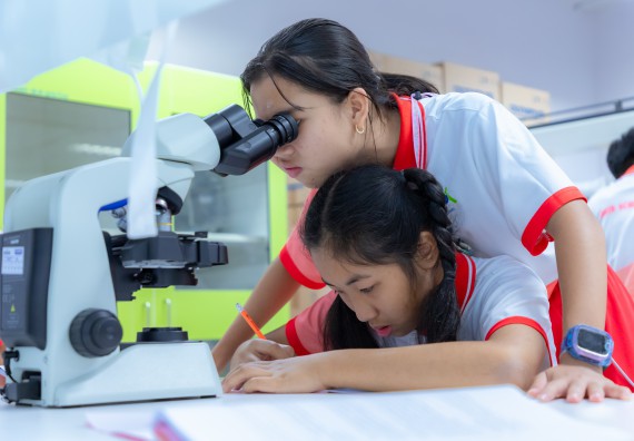 ภาพกิจกรรม คณะวิทยาศาสตร์และเทคโนโลยี มหาวิทยาลัยราชภัฏกำแพงเพชร ร่วมกับโรงเรียนอนุบาลกำแพงเพชร จัดกิจกรรมสะเต็มศึกษา ตามโครงการฝึกทักษะเพื่อพัฒนาอุจฉริยะภาพวิทยาศาสตร์