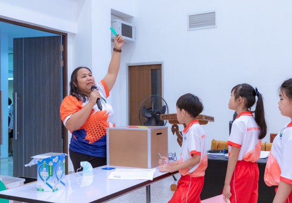 ภาพกิจกรรม คณะวิทยาศาสตร์และเทคโนโลยี มหาวิทยาลัยราชภัฏกำแพงเพชร ร่วมกับโรงเรียนอนุบาลกำแพงเพชร จัดกิจกรรมสะเต็มศึกษา ตามโครงการฝึกทักษะเพื่อพัฒนาอุจฉริยะภาพวิทยาศาสตร์