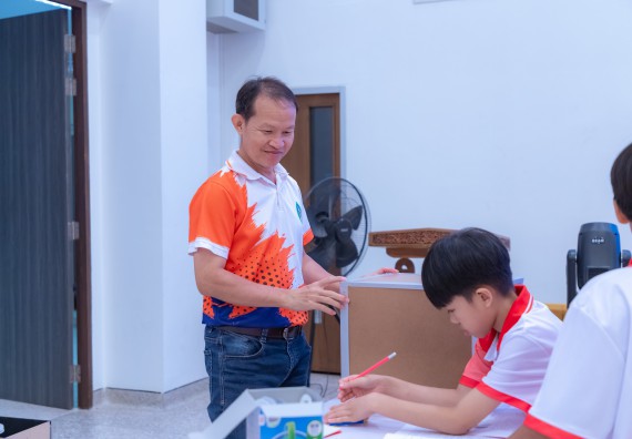 ภาพกิจกรรม คณะวิทยาศาสตร์และเทคโนโลยี มหาวิทยาลัยราชภัฏกำแพงเพชร ร่วมกับโรงเรียนอนุบาลกำแพงเพชร จัดกิจกรรมสะเต็มศึกษา ตามโครงการฝึกทักษะเพื่อพัฒนาอุจฉริยะภาพวิทยาศาสตร์