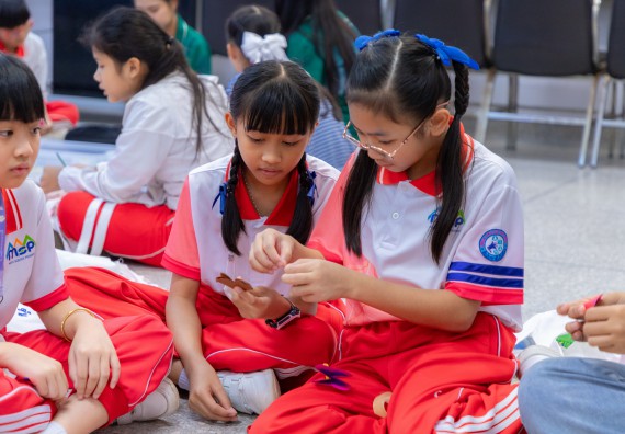 ภาพกิจกรรม คณะวิทยาศาสตร์และเทคโนโลยี มหาวิทยาลัยราชภัฏกำแพงเพชร ร่วมกับโรงเรียนอนุบาลกำแพงเพชร จัดกิจกรรมสะเต็มศึกษา ตามโครงการฝึกทักษะเพื่อพัฒนาอุจฉริยะภาพวิทยาศาสตร์