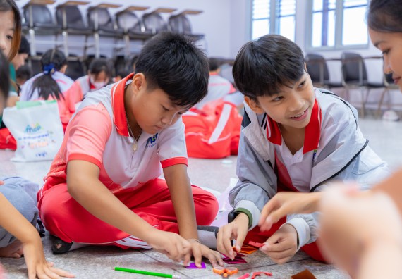 ภาพกิจกรรม คณะวิทยาศาสตร์และเทคโนโลยี มหาวิทยาลัยราชภัฏกำแพงเพชร ร่วมกับโรงเรียนอนุบาลกำแพงเพชร จัดกิจกรรมสะเต็มศึกษา ตามโครงการฝึกทักษะเพื่อพัฒนาอุจฉริยะภาพวิทยาศาสตร์