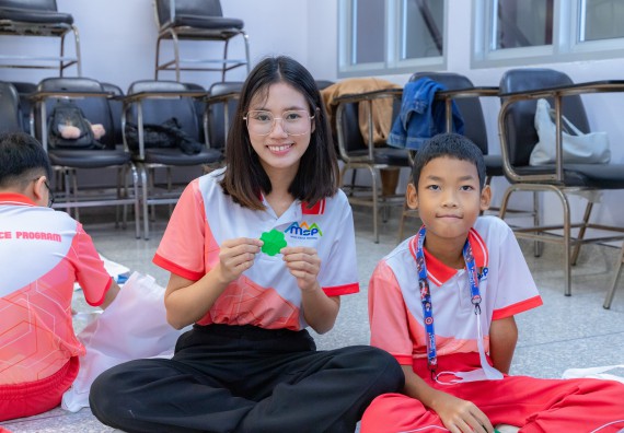 ภาพกิจกรรม คณะวิทยาศาสตร์และเทคโนโลยี มหาวิทยาลัยราชภัฏกำแพงเพชร ร่วมกับโรงเรียนอนุบาลกำแพงเพชร จัดกิจกรรมสะเต็มศึกษา ตามโครงการฝึกทักษะเพื่อพัฒนาอุจฉริยะภาพวิทยาศาสตร์