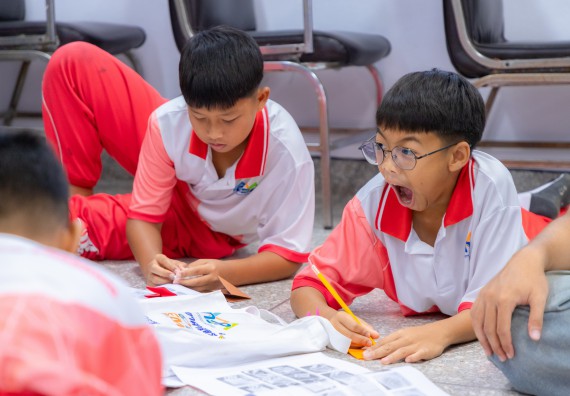 ภาพกิจกรรม คณะวิทยาศาสตร์และเทคโนโลยี มหาวิทยาลัยราชภัฏกำแพงเพชร ร่วมกับโรงเรียนอนุบาลกำแพงเพชร จัดกิจกรรมสะเต็มศึกษา ตามโครงการฝึกทักษะเพื่อพัฒนาอุจฉริยะภาพวิทยาศาสตร์