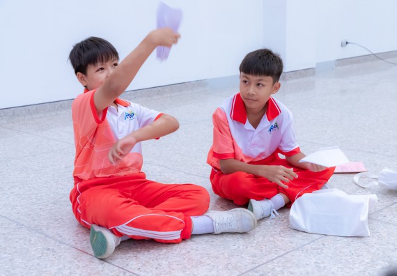 ภาพกิจกรรม คณะวิทยาศาสตร์และเทคโนโลยี มหาวิทยาลัยราชภัฏกำแพงเพชร ร่วมกับโรงเรียนอนุบาลกำแพงเพชร จัดกิจกรรมสะเต็มศึกษา ตามโครงการฝึกทักษะเพื่อพัฒนาอุจฉริยะภาพวิทยาศาสตร์