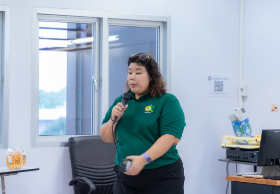 ภาพกิจกรรม คณะวิทยาศาสตร์และเทคโนโลยี มหาวิทยาลัยราชภัฏกำแพงเพชร ร่วมกับโรงเรียนอนุบาลกำแพงเพชร จัดกิจกรรมสะเต็มศึกษา ตามโครงการฝึกทักษะเพื่อพัฒนาอุจฉริยะภาพวิทยาศาสตร์