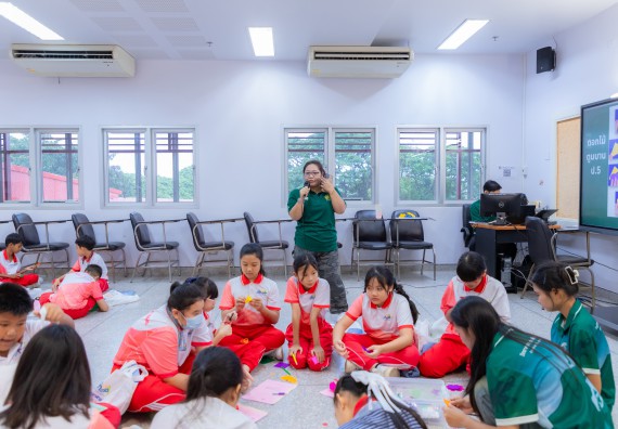 ภาพกิจกรรม คณะวิทยาศาสตร์และเทคโนโลยี มหาวิทยาลัยราชภัฏกำแพงเพชร ร่วมกับโรงเรียนอนุบาลกำแพงเพชร จัดกิจกรรมสะเต็มศึกษา ตามโครงการฝึกทักษะเพื่อพัฒนาอุจฉริยะภาพวิทยาศาสตร์