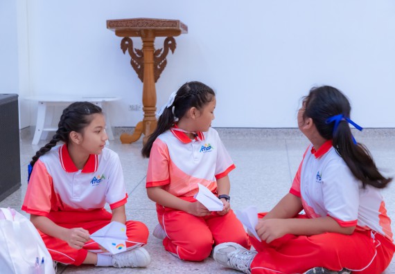 ภาพกิจกรรม คณะวิทยาศาสตร์และเทคโนโลยี มหาวิทยาลัยราชภัฏกำแพงเพชร ร่วมกับโรงเรียนอนุบาลกำแพงเพชร จัดกิจกรรมสะเต็มศึกษา ตามโครงการฝึกทักษะเพื่อพัฒนาอุจฉริยะภาพวิทยาศาสตร์