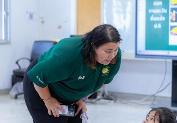 ภาพกิจกรรม คณะวิทยาศาสตร์และเทคโนโลยี มหาวิทยาลัยราชภัฏกำแพงเพชร ร่วมกับโรงเรียนอนุบาลกำแพงเพชร จัดกิจกรรมสะเต็มศึกษา ตามโครงการฝึกทักษะเพื่อพัฒนาอุจฉริยะภาพวิทยาศาสตร์