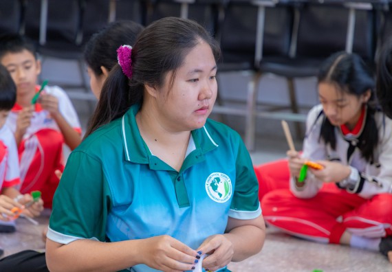 ภาพกิจกรรม คณะวิทยาศาสตร์และเทคโนโลยี มหาวิทยาลัยราชภัฏกำแพงเพชร ร่วมกับโรงเรียนอนุบาลกำแพงเพชร จัดกิจกรรมสะเต็มศึกษา ตามโครงการฝึกทักษะเพื่อพัฒนาอุจฉริยะภาพวิทยาศาสตร์