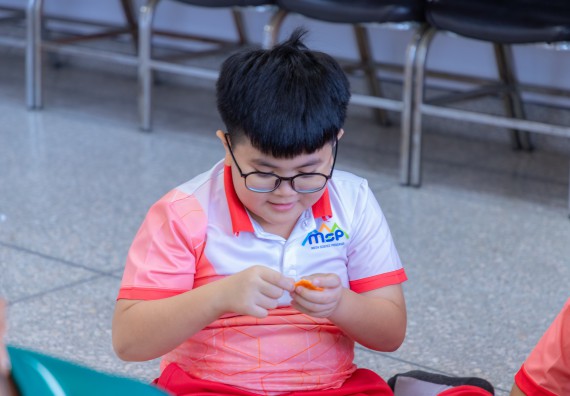 ภาพกิจกรรม คณะวิทยาศาสตร์และเทคโนโลยี มหาวิทยาลัยราชภัฏกำแพงเพชร ร่วมกับโรงเรียนอนุบาลกำแพงเพชร จัดกิจกรรมสะเต็มศึกษา ตามโครงการฝึกทักษะเพื่อพัฒนาอุจฉริยะภาพวิทยาศาสตร์