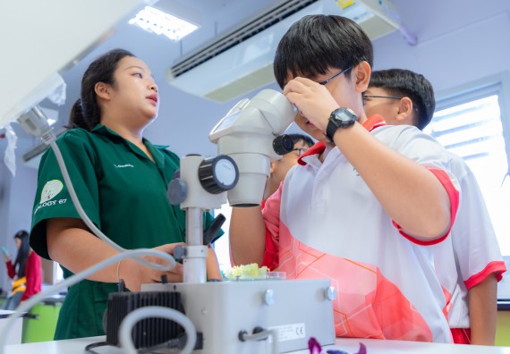 ภาพกิจกรรม คณะวิทยาศาสตร์และเทคโนโลยี มหาวิทยาลัยราชภัฏกำแพงเพชร ร่วมกับโรงเรียนอนุบาลกำแพงเพชร จัดกิจกรรมสะเต็มศึกษา ตามโครงการฝึกทักษะเพื่อพัฒนาอุจฉริยะภาพวิทยาศาสตร์